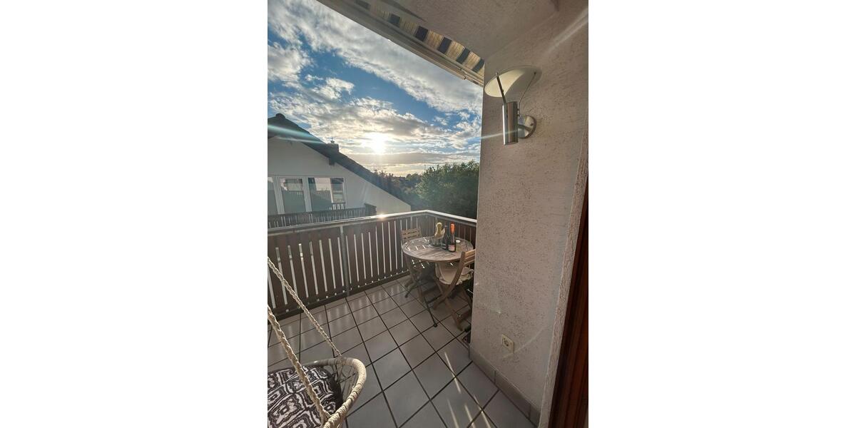 Dachgeschoßwohnung Aschaffenburg Damm - 2 Zimmer, 52 m&sup2;, 725&euro; | Angebot:26705054