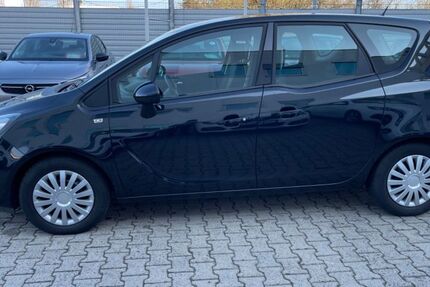 Opel Meriva 63.581 km 7.990 € Mörfelden-Walldorf 64546