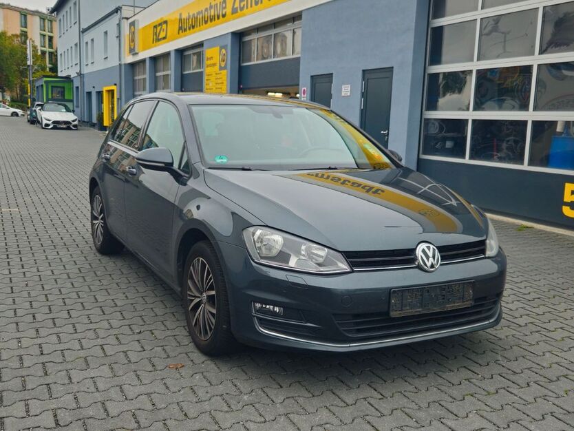 VW Golf 185.000 km 7.388 € Darmstadt 64293