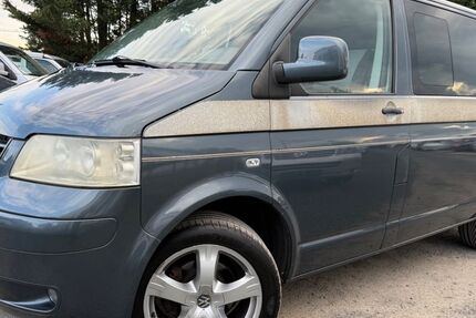 VW T5 Multivan 232.000 km 10.999 &euro; Nauheim 64569