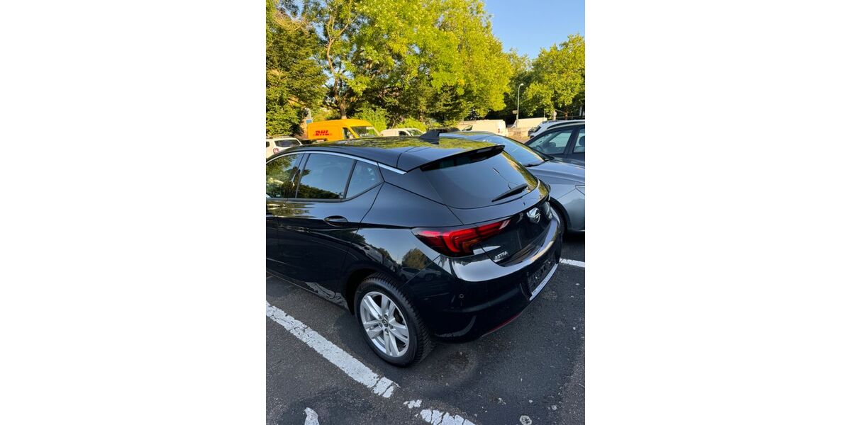 Opel Astra 99.500 km 8.600 &euro; Offenbach 63069