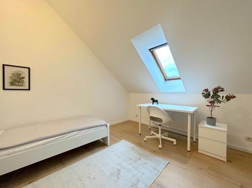 WG-Zimmer möbliert | Erstbezug sanierte Wohnung | Hanau | 5er WG 1 zimmer