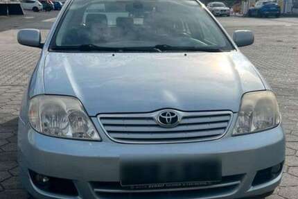 Toyota Corolla 210.000 km 4.500 &euro; Rosbach v.d.H. 65719