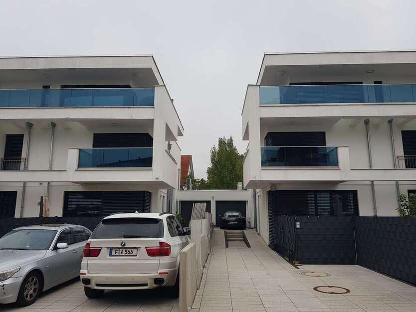 Wohnung zum Mieten in Kelsterbach 2.350 € 120 m²