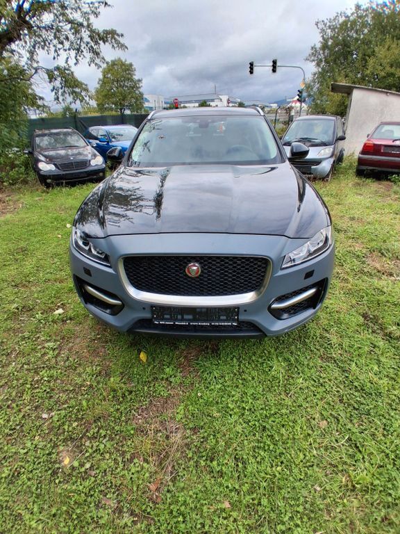 Jaguar F-Pace 99.200 km 14.500 € Bad Homburg 61348