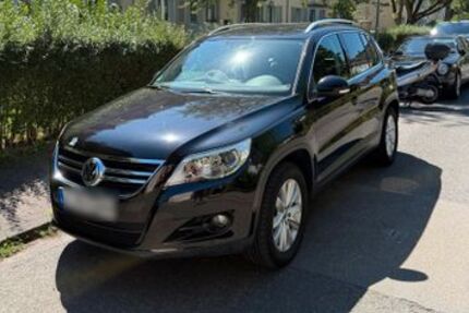 VW Tiguan 98.000 km 8.300 &euro; Frankfurt am Main 60439