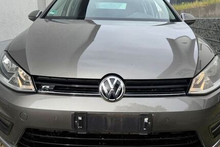 VW Golf 179.500 km 8.499 € Friedberg 61169