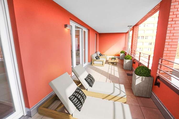Wohnung zum Mieten in Frankfurt 2.110 € 153 m²
