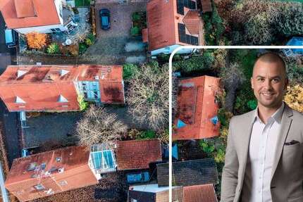 Haus zum Kaufen in Flörsheim am Main 949.000 € 323 m² 10 zimmer