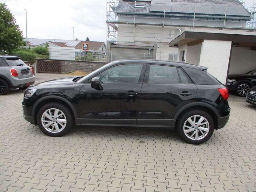 Audi Q2 136.727 km 19.999 € Babenhausen 64832