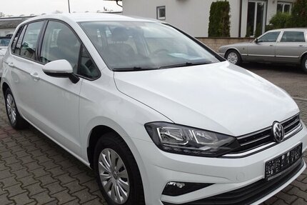 VW Golf Sportsvan 1,0l TSI Trendline, Klimaauto., Sit 91.604 km 10.990 € Rodgau 63110