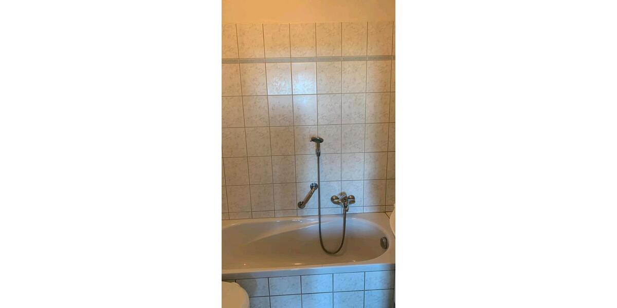 Etagenwohnung Kronberg im Taunus - 2 Zimmer, 70 m&sup2;, 750&euro; | Angebot:26658562