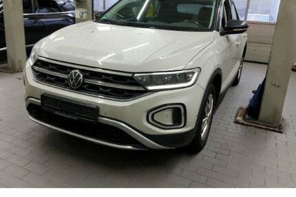 VW T-Roc 41.083 km 22.350 &euro; Frankfurt 60326