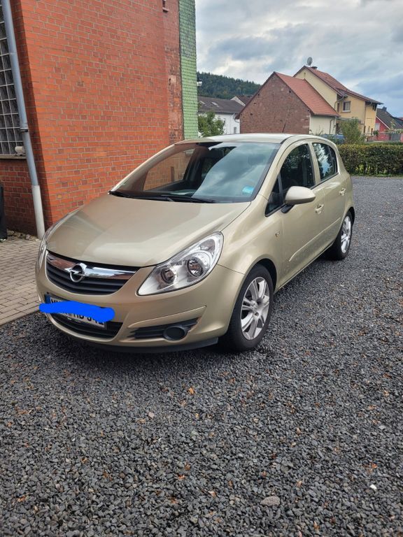 Opel Corsa 65.886 km 2.600 € Gelnhausen 63571