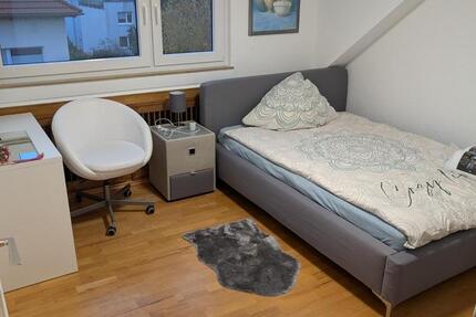 Frauen-WG- Zimmer in Frankfurt-Dornbusch 1 zimmer