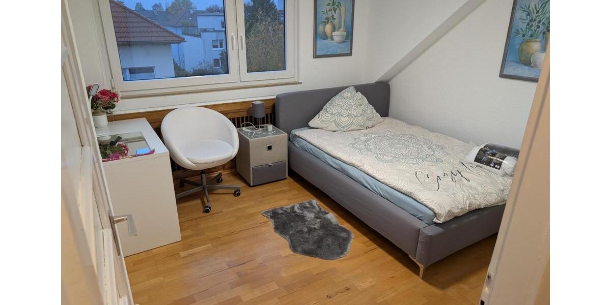 Frauen-WG- Zimmer in Frankfurt-Dornbusch 1 zimmer