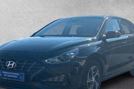Hyundai i30 10.400 km 22.940 € Rüsselsheim 65428