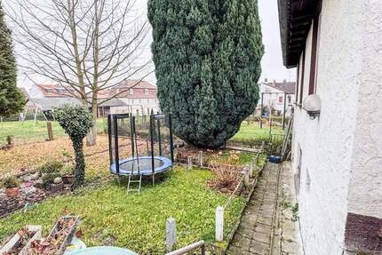 Lage Lage Lage kleiner Preis, großes Potential Doppelhaushälfte nahe des Ortskerns 4 zimmer