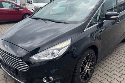 Ford S-Max 157.000 km 10.999 € Büdingen 63654