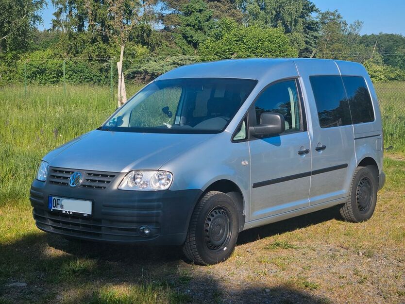 VW Caddy 195.000 km 6.900 € Offenbach 63065
