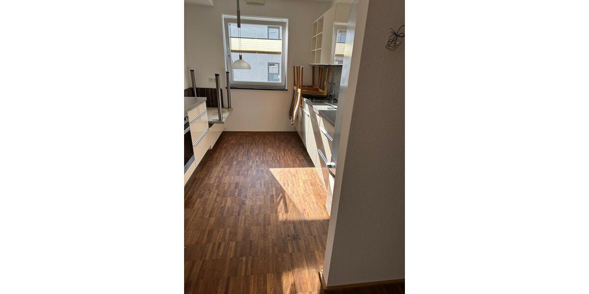 Etagenwohnung Hattersheim am Main - 2.5 Zimmer, 80 m&sup2;, 1.250&euro; | Angebot:25370323