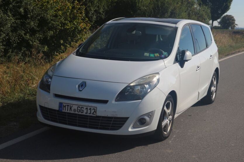 Renault Scenic 175.004 km 3.950 € Bad Soden 65812