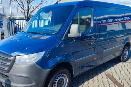 Mercedes-Benz Sprinter 179.900 km 25.950 &euro; Rüsselsheim 65428