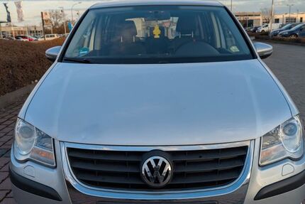 VW Touran 253.000 km 3.900 &euro; Nidderau 61130