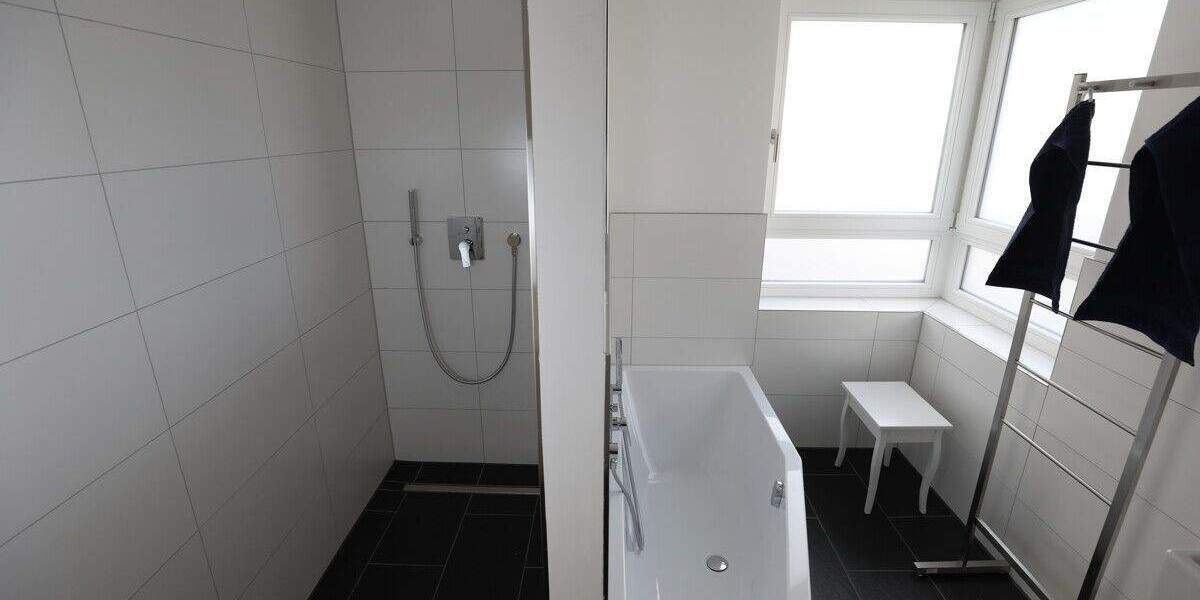 Wohnen auf höchstem Niveau - exklusives Einfamilienhaus 7 zimmer