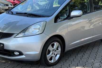 Honda Jazz 162.732 km 4.450 € Rüsselsheim 65428