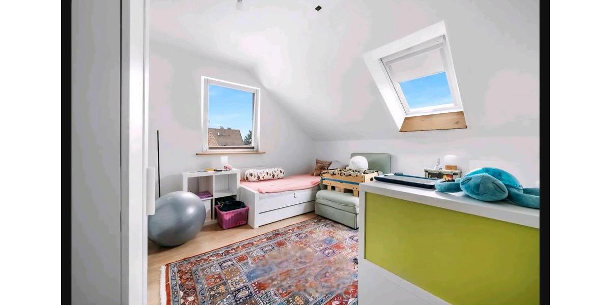 vermiete schöne Stadt-Wohnung. 4 Schlafz., 2 Bäder 5 zimmer