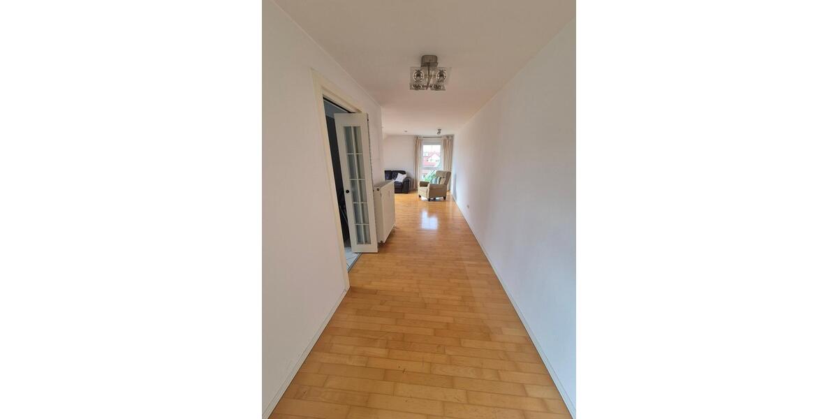 Etagenwohnung Dreieich - 3 Zimmer, 90 m&sup2;, 1.430&euro; | Angebot:26661980
