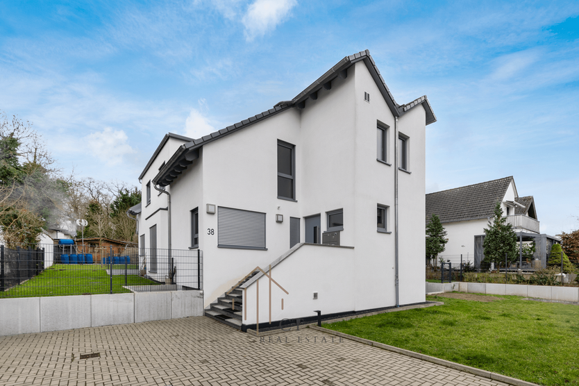 Wohnung zum Mieten in Offenbach am Main 1.950 € 131 m²
