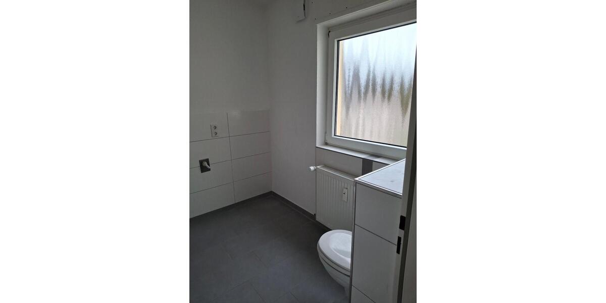 Etagenwohnung Steinbach (Taunus) - 3.5 Zimmer, 85 m&sup2;, 1.200&euro; | Angebot:26241351