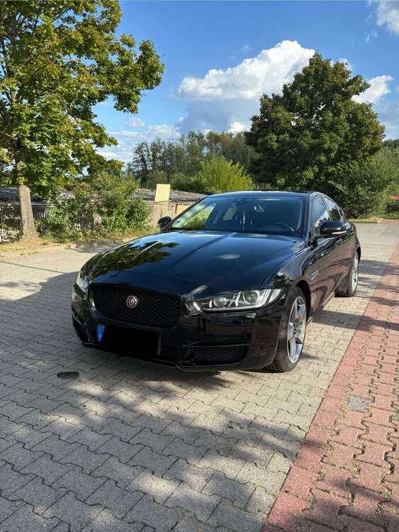 Jaguar XE 153.400 km 15.700 € Offenbach 63069