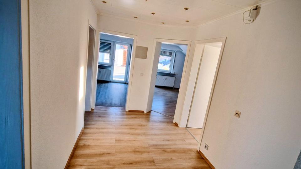 Dachgeschoßwohnung Münster (Hessen) - 3 Zimmer, 54 m&sup2;, 680&euro; | Angebot:25277884