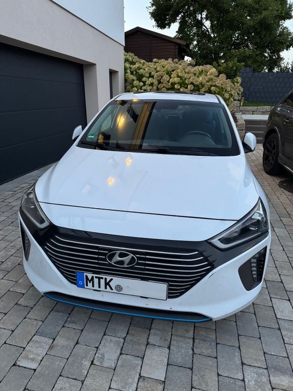 Hyundai IONIQ 78.000 km 12.500 € Hofheim am Taunus 65719