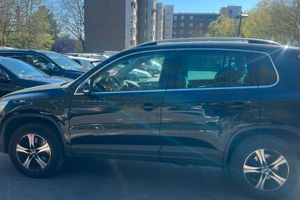 VW Tiguan 152.000 km 9.300 € Frankfurt 60437