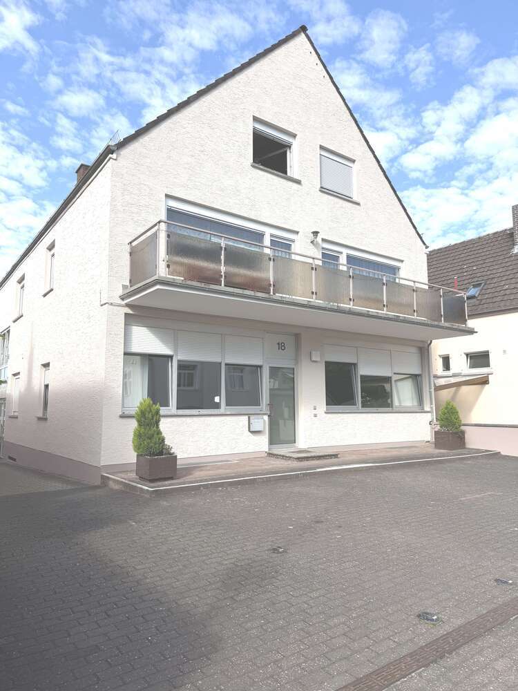 Büro in Steinbach 700 € 75 m²