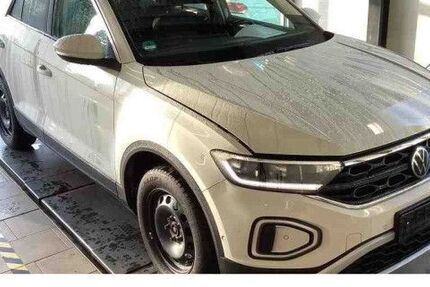 VW T-Roc 85.392 km 21.930 &euro; Neu-Isenburg 63263