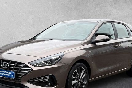 Hyundai i30 65.250 km 18.340 &euro; Rüsselsheim 65428