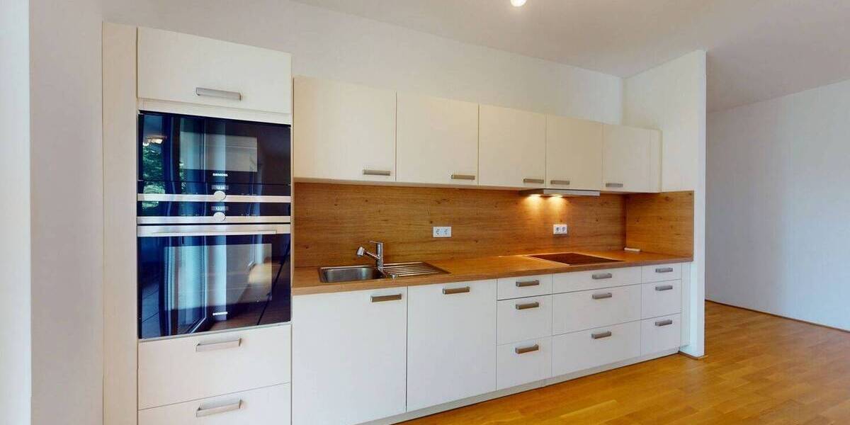 Neuwertige Fünf-Zimmer-Etagenwohnung mit Top-Ausstattung - barrierefrei 5 zimmer