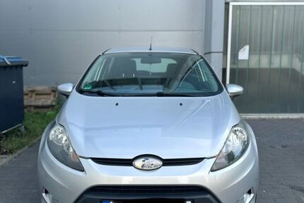 Ford Fiesta 100.000 km 3.800 &euro; Frankfurt am Main 65933