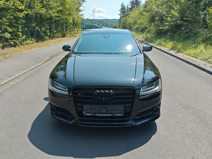 Audi A8 138.000 km 24.900 € Büdingen 63654