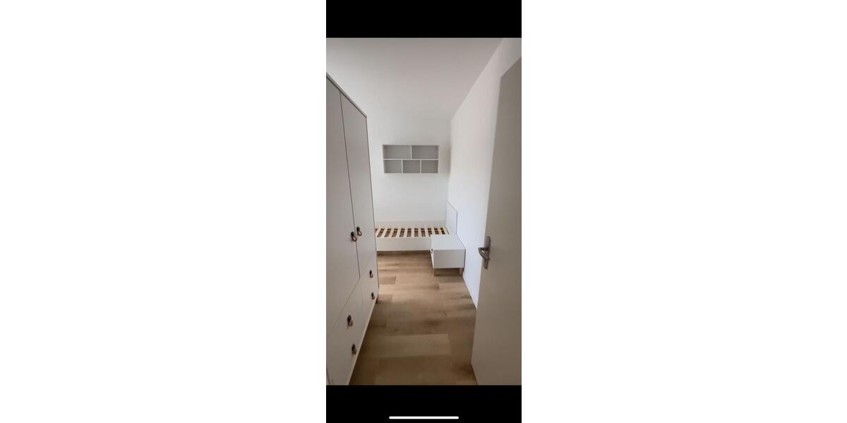 Möbliertes WG-Zimmer: Gute Anbindung nach Frankfurt & Darmstadt 5 zimmer