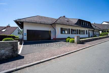 Haus Wehrheim Obernhain Obernhain - 9 Zimmer, 393 m&sup2;, 798.000&euro; | Angebot:26885179