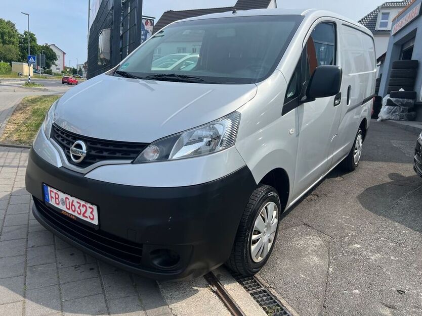NV200