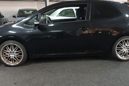 Toyota Auris 149.000 km 6.190 &euro; Rüsselsheim 65428
