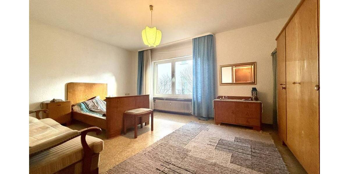 Mehrfamilienhaus, Wohnhaus Kelkheim (Taunus) Kelkheim - 8 Zimmer, 183 m&sup2;, 779.000&euro; | Angebot:26246020