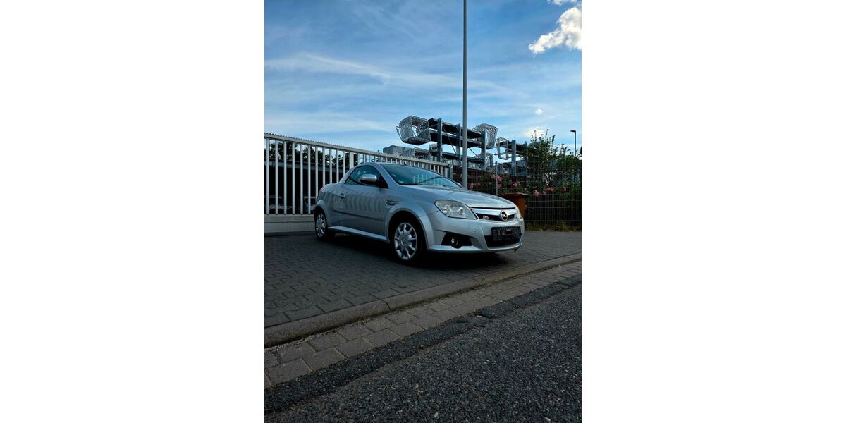Opel Tigra 149.000 km 1.900 &euro; Flörsheim 65439